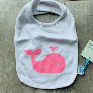 TIDAL EFFECTS Cape Cod Massachusetts White Baby Bib Drool Neon Pink Whale NEW